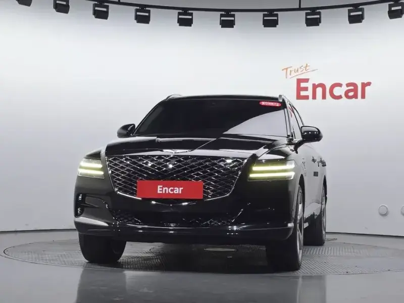 2023 Genesis GV80 с пробегом 69 098 км