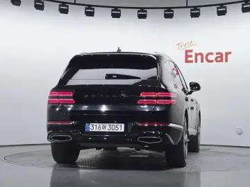 2023 Genesis GV80 с пробегом 69 098 км