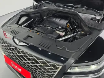 2023 Genesis GV80 с пробегом 69 098 км