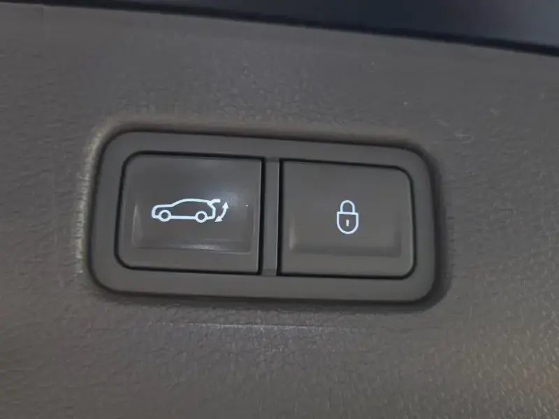 2023 Genesis GV80 с пробегом 61 460 км