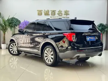 2020 Ford Explorer с пробегом 70 000 км
