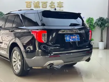 2020 Ford Explorer с пробегом 70 000 км