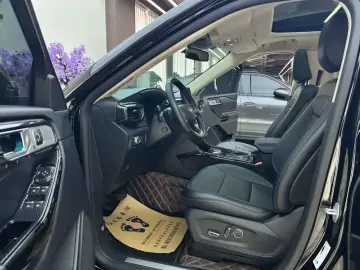 2020 Ford Explorer с пробегом 70 000 км