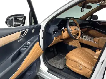 2023 Genesis GV80 с пробегом 53 073 км