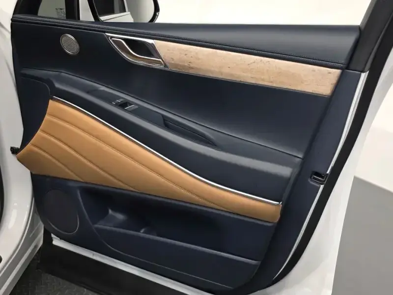2023 Genesis GV80 с пробегом 53 073 км