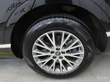 2023 Genesis GV80 с пробегом 90 790 км