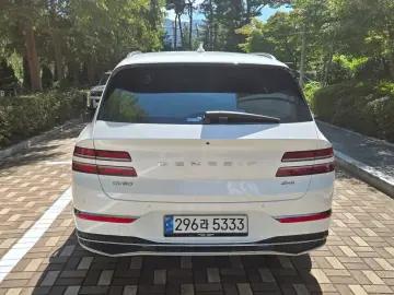 2023 Genesis GV80 с пробегом 41 000 км