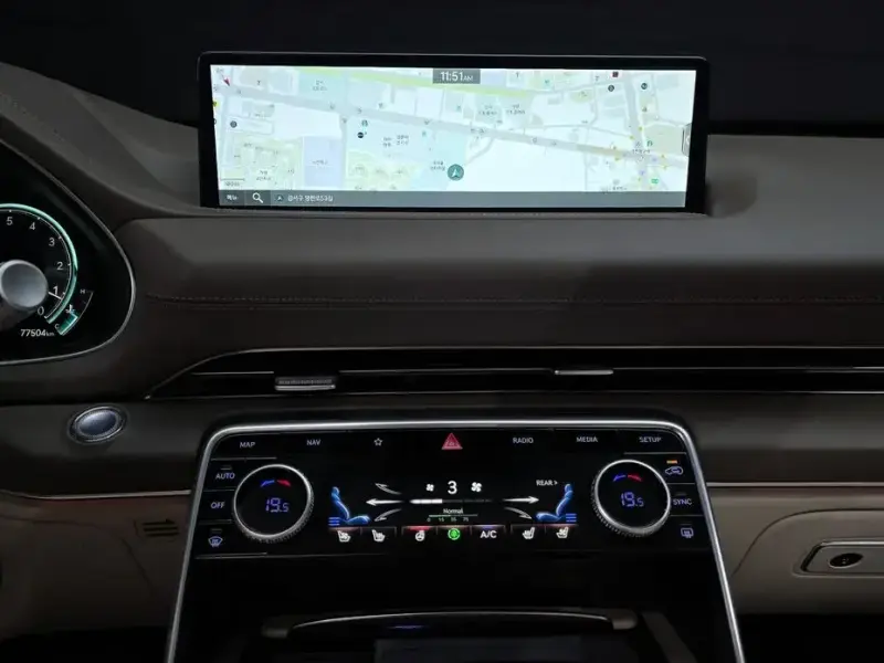 2023 Genesis GV80 с пробегом 77 504 км