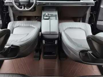 2025 Ford Edge с пробегом 19 000 км