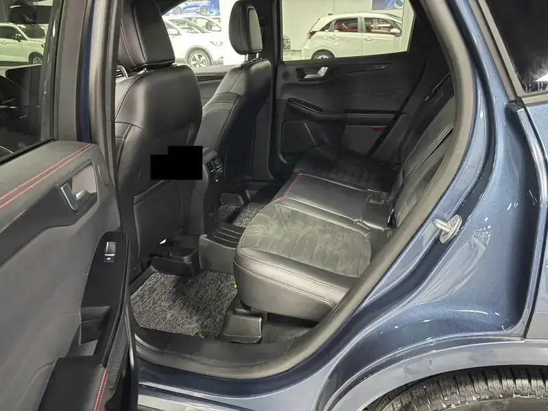 2019 Ford Escape с пробегом 10 000 км
