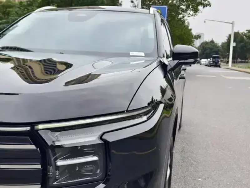 2025 Ford Edge с пробегом 19 000 км