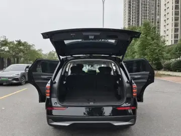 2025 Ford Edge с пробегом 19 000 км