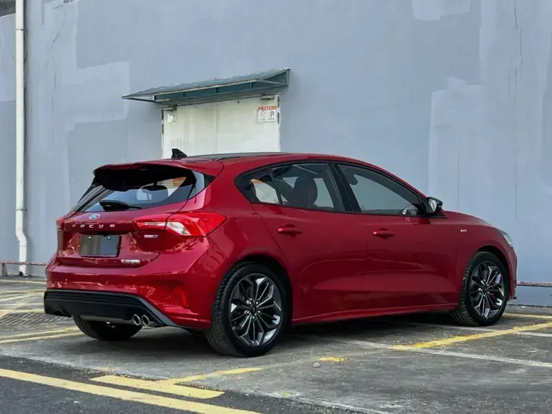 2022 Ford Focus с пробегом 24 000 км