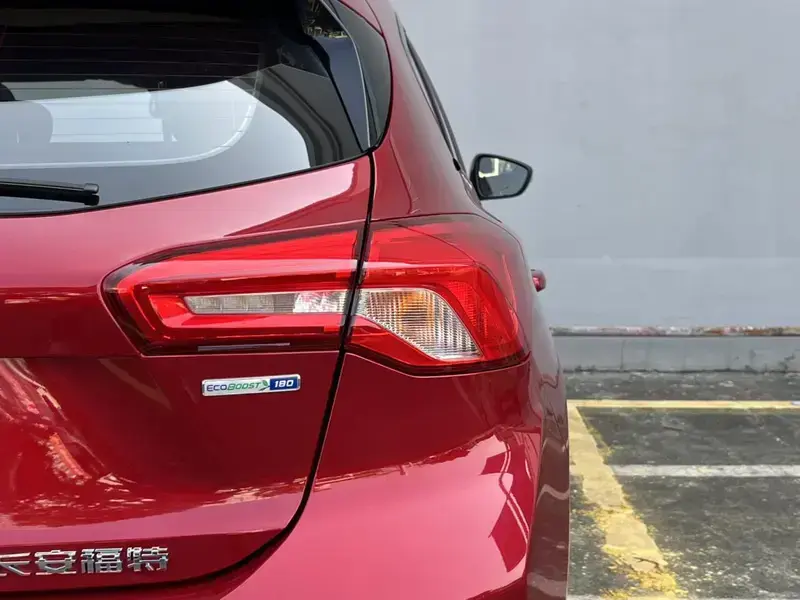2022 Ford Focus с пробегом 24 000 км