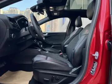 2022 Ford Focus с пробегом 24 000 км