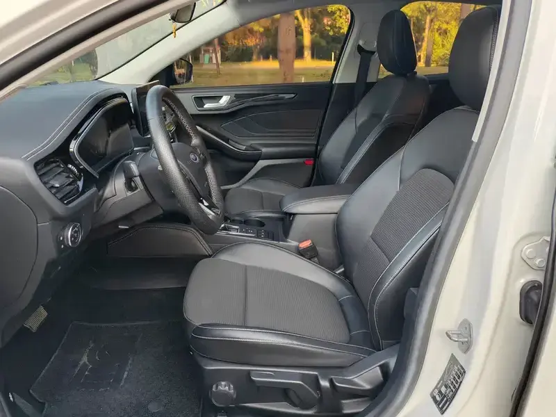 2021 Ford Focus с пробегом 52 000 км
