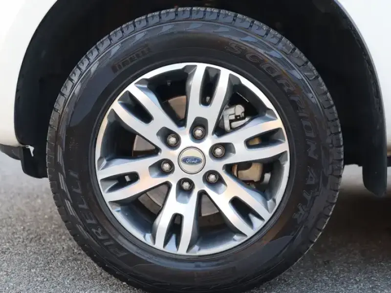 2020 Ford Everest с пробегом 90 000 км