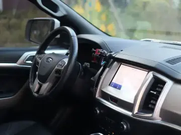 2020 Ford Everest с пробегом 90 000 км