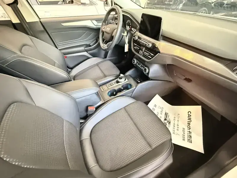 2020 Ford Focus с пробегом 33 500 км
