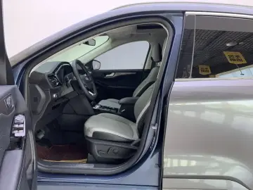 2020 Ford Escape с пробегом 47 800 км