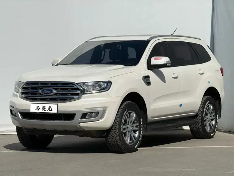 2020 Ford Everest с пробегом 82 000 км