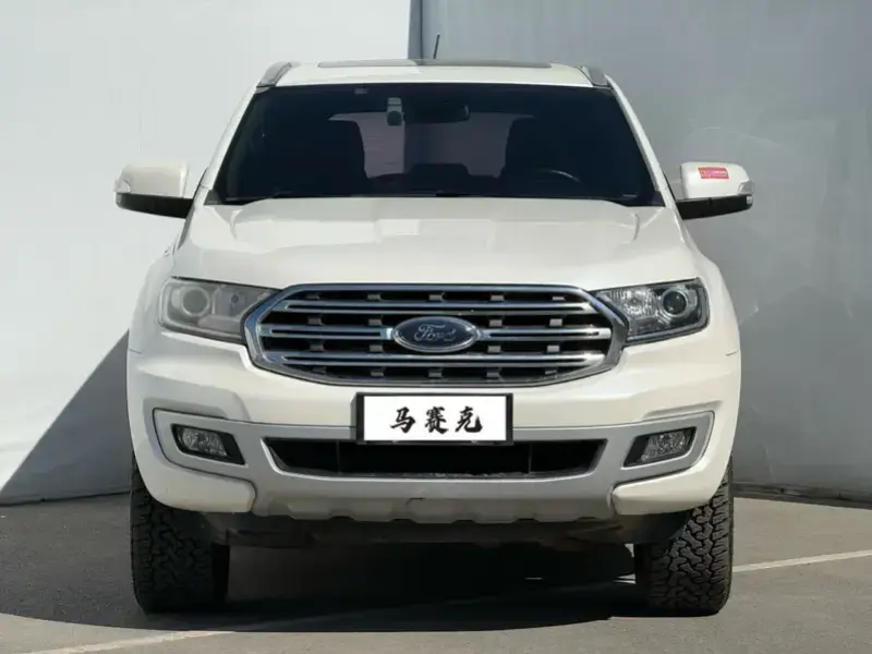 2020 Ford Everest с пробегом 82 000 км
