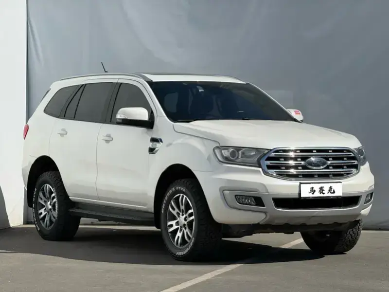 2020 Ford Everest с пробегом 82 000 км