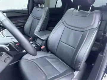 2020 Ford Explorer с пробегом 35 000 км