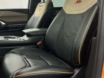 2023 Ford Explorer с пробегом 21 000 км