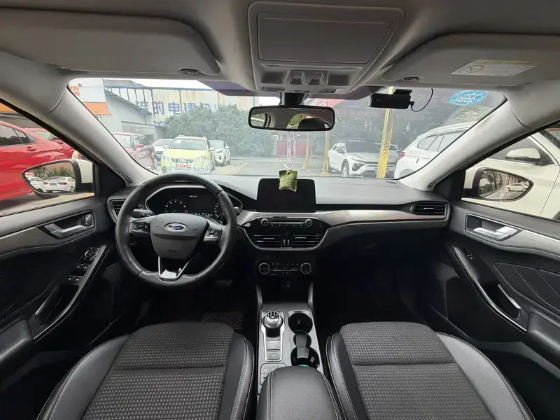 2020 Ford Focus с пробегом 90 800 км