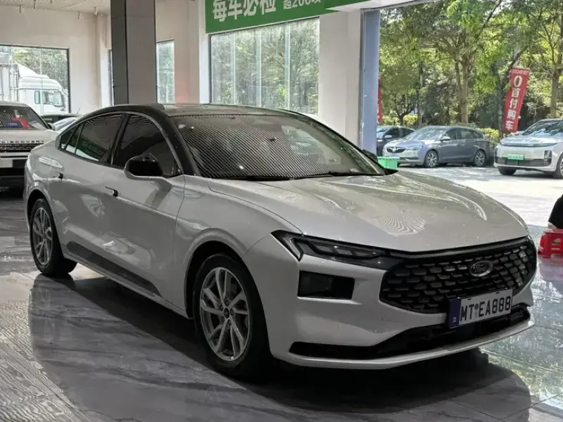2022 Ford Mondeo с пробегом 33 000 км