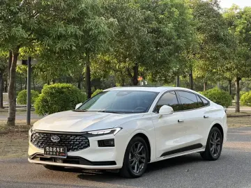 2025 Ford Mondeo с пробегом 37 000 км