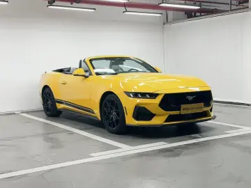 2024 Ford Mustang с пробегом 33 000 км
