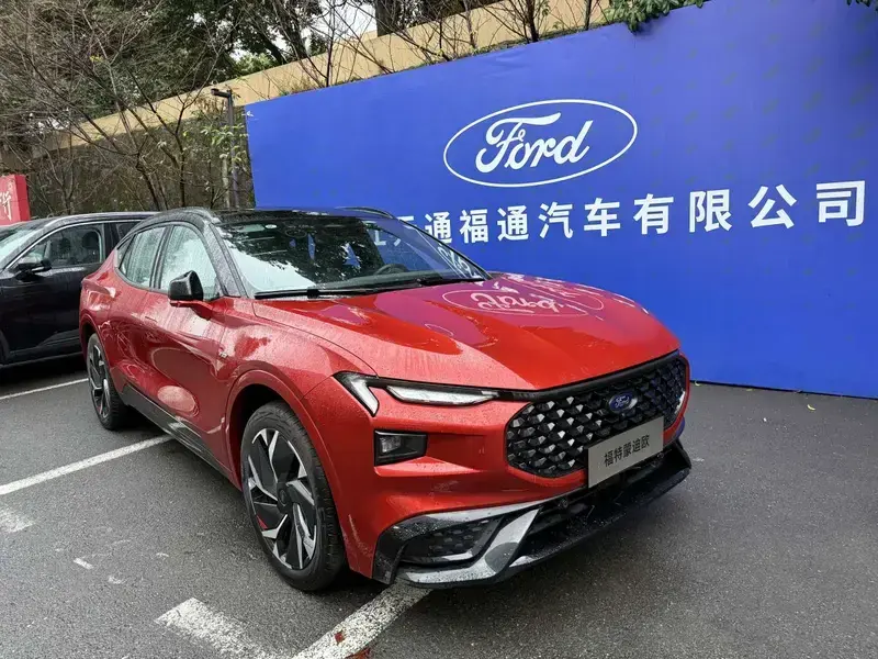 2026 Ford Mondeo с пробегом 10 000 км