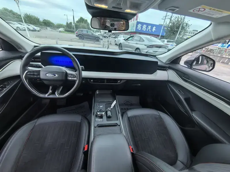 2022 Ford Mondeo с пробегом 34 000 км