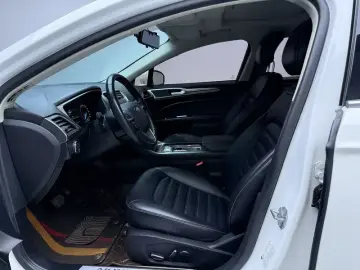2020 Ford Mondeo с пробегом 130 300 км
