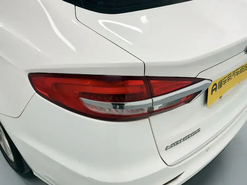 2020 Ford Mondeo с пробегом 96 700 км