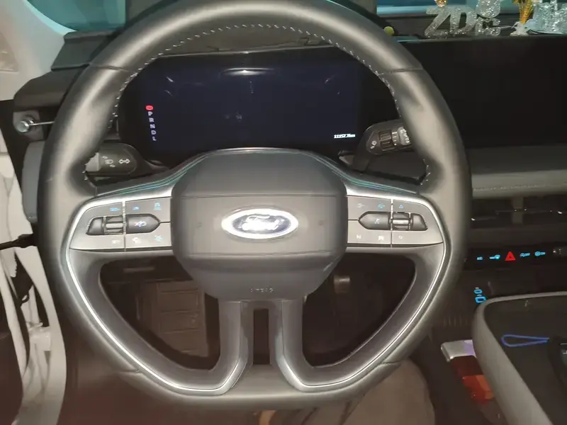 2026 Ford Mondeo с пробегом 11 200 км