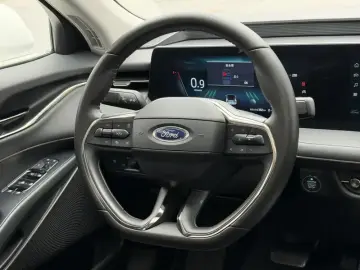 2023 Ford Mondeo с пробегом 29 000 км