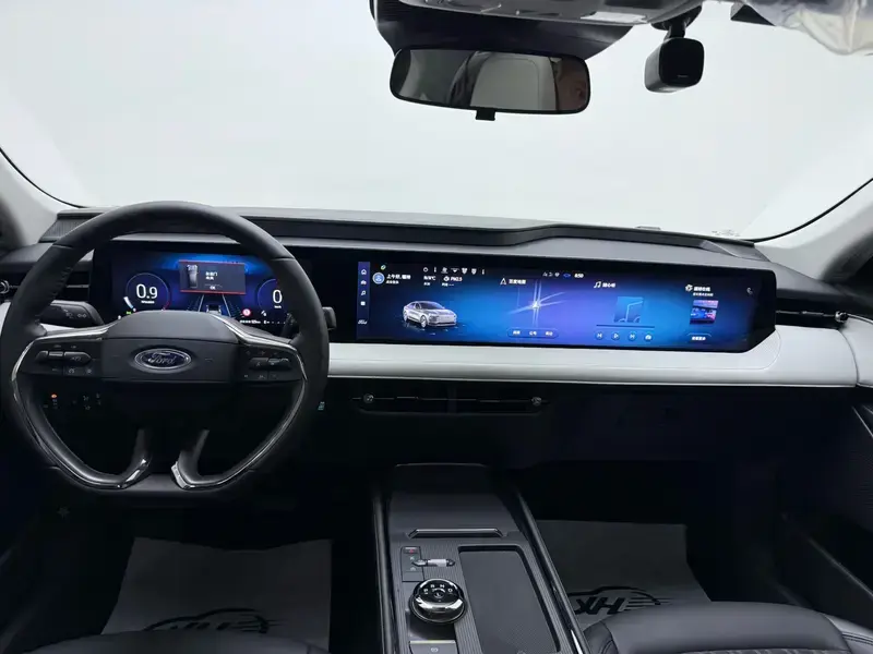 2022 Ford Mondeo с пробегом 18 900 км
