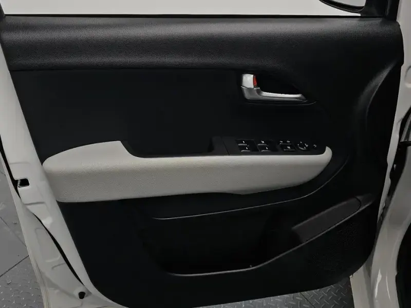 2023 Kia Ray с пробегом 13 237 км