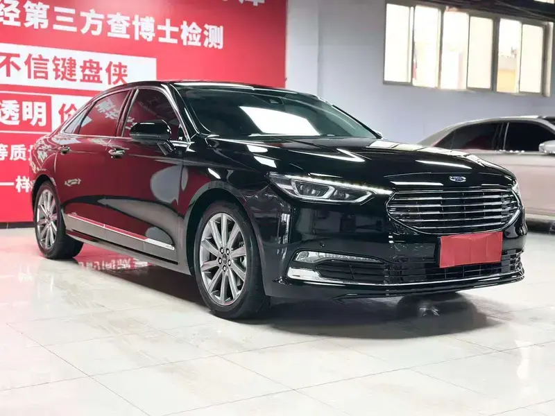 2019 Ford Taurus с пробегом 50 000 км
