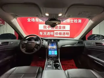 2019 Ford Taurus с пробегом 50 000 км