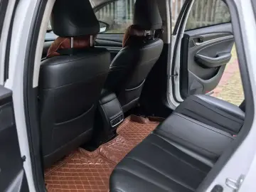 2019 GAC Trumpchi GA6 с пробегом 63 000 км