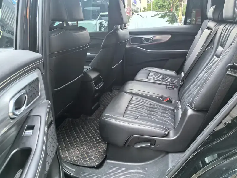 2022 GAC Trumpchi GS8 с пробегом 36 000 км