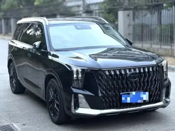 2022 GAC Trumpchi GS8 с пробегом 33 000 км