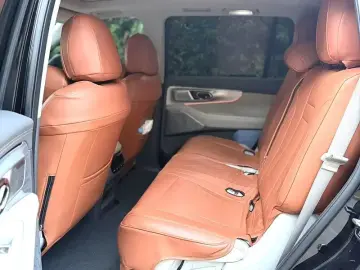 2022 GAC Trumpchi GS8 с пробегом 33 000 км