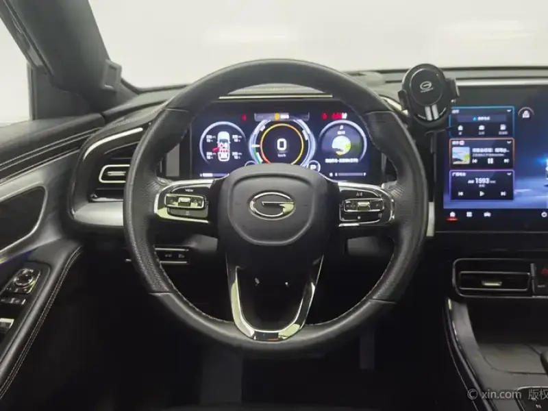 2022 GAC Trumpchi GS8 с пробегом 134 100 км