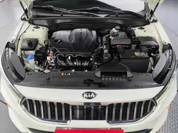 2020 Kia K7 с пробегом 64 780 км
