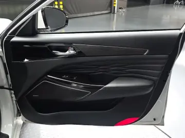 2019 Kia K7 с пробегом 37 143 км